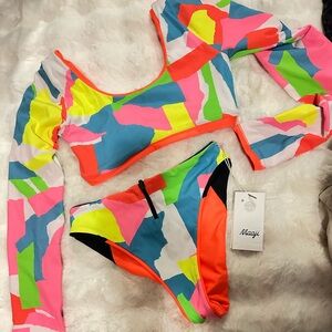 Brand new MAAJI two piece high waisted reversible swim suit. Size Medium